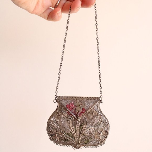 vintage Handbags - Vintage 1910s Handkerchief Holder With Hankie, Antique Art Nouveau Filigree